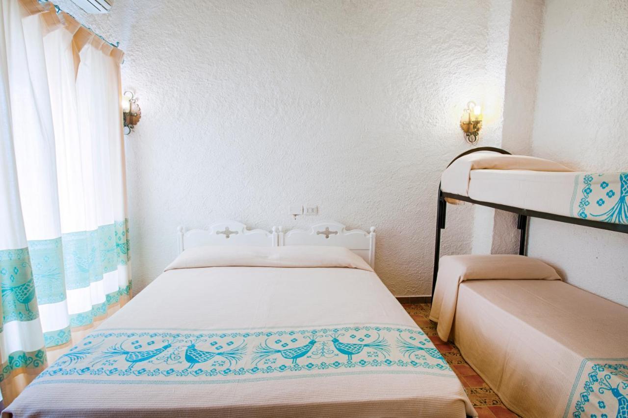Hotel Al Faro San Teodoro  Kültér fotó